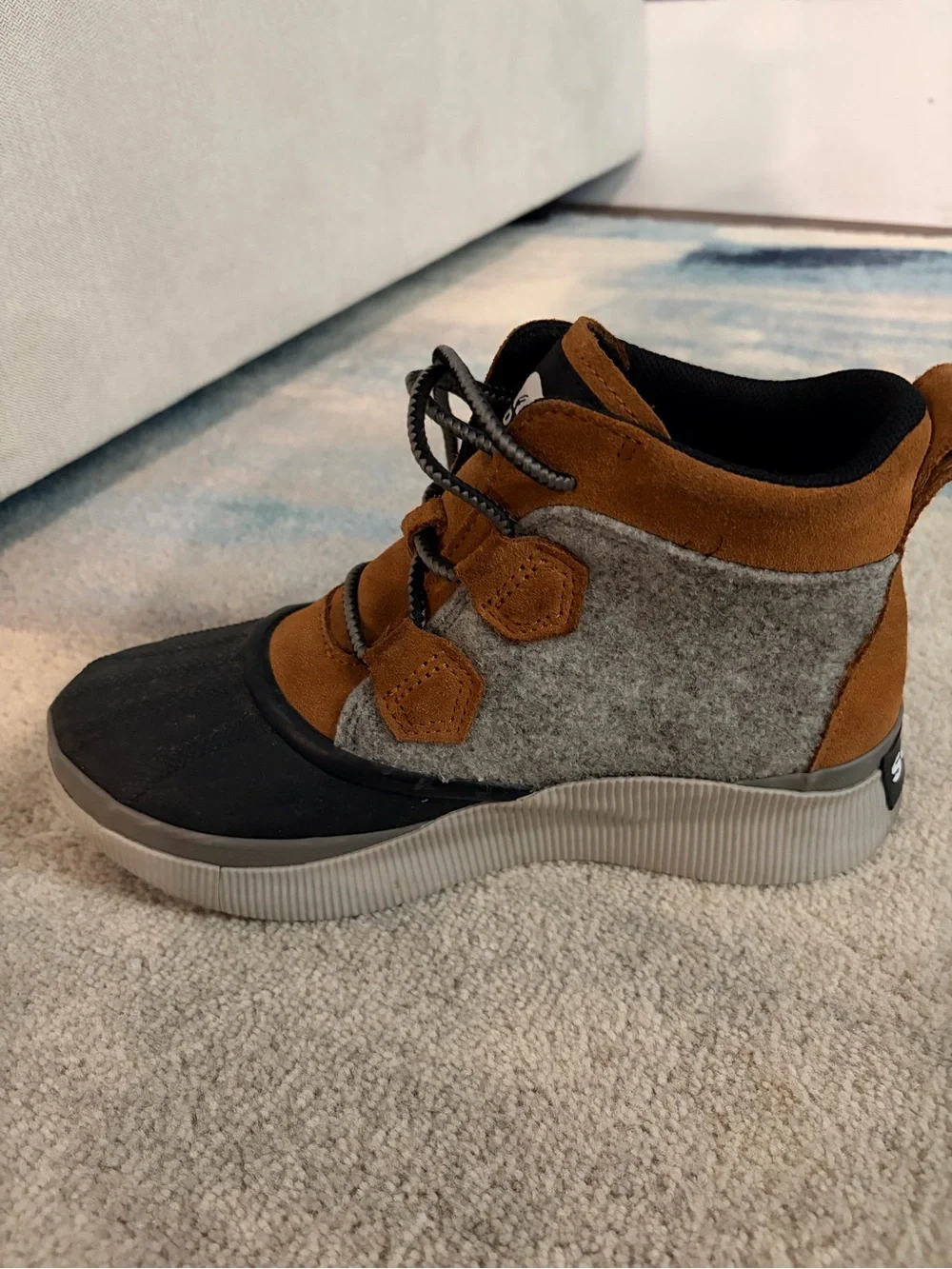 SOREL Women’s Felt & Suede Mid-Top, Waterproof shoes in Brown and Gray